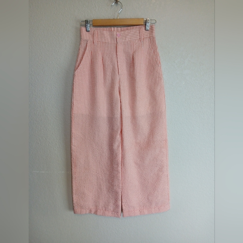 💚5/$25 Pink & White Gingham High-Waisted Wide Leg Pants By Take It Vintage